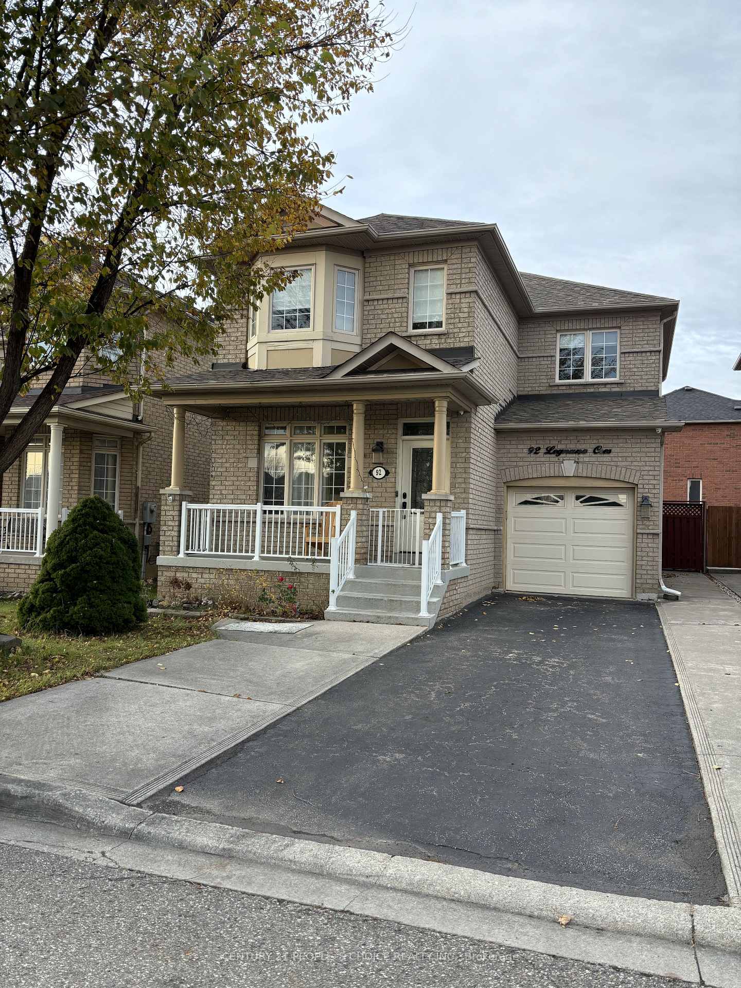 Front of 92 Legnano Crescent