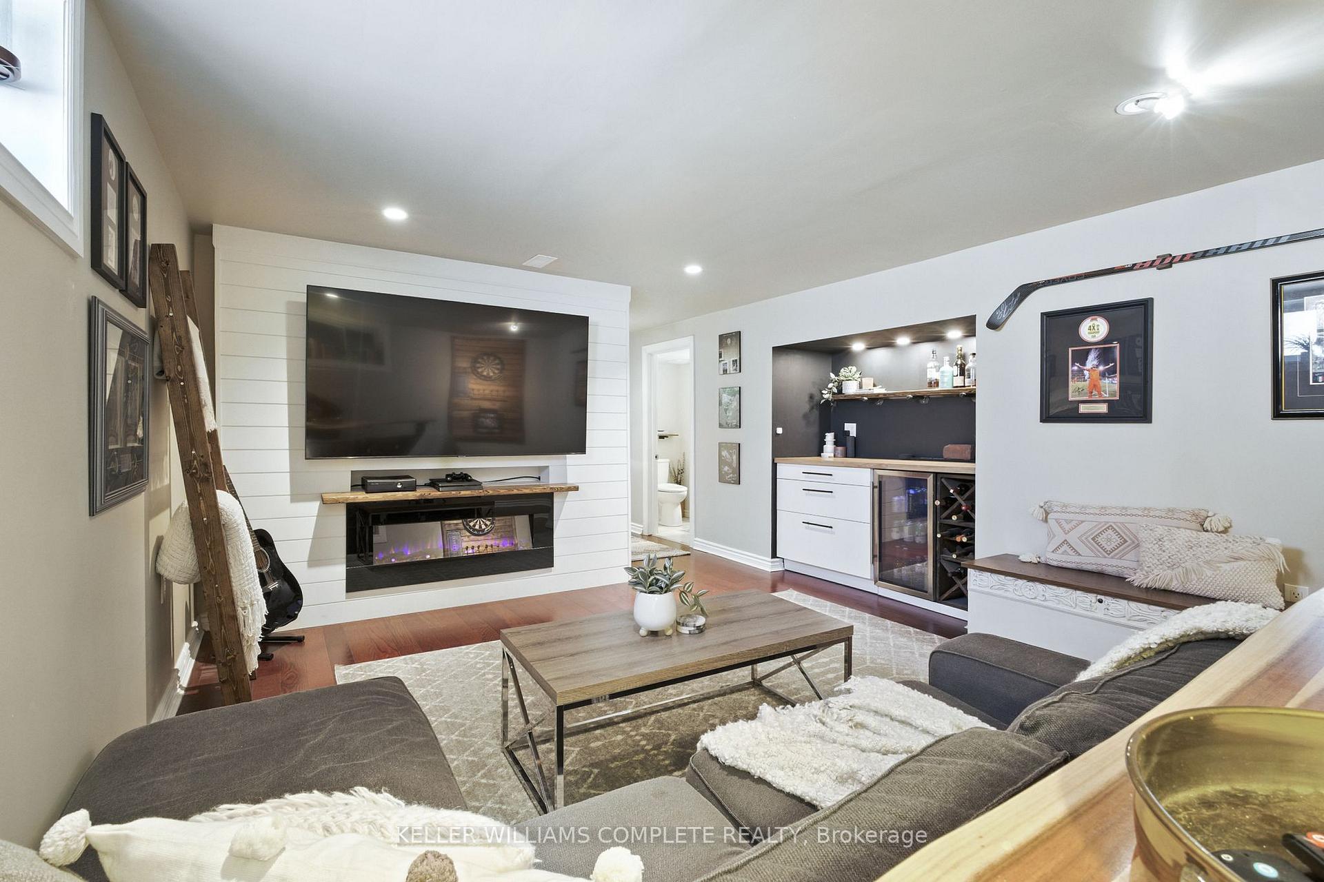 Photo 18 of 136 West 24th Street, Hamilton, Westcliffe — HOMEH