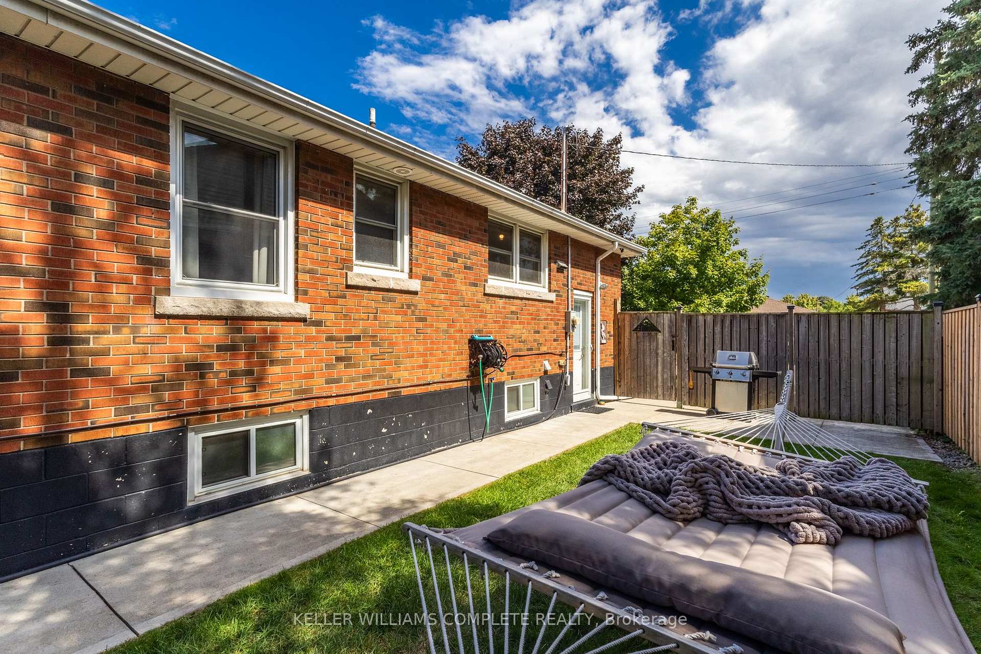 Photo 30 of 136 West 24th Street, Hamilton, Westcliffe — HOMEH
