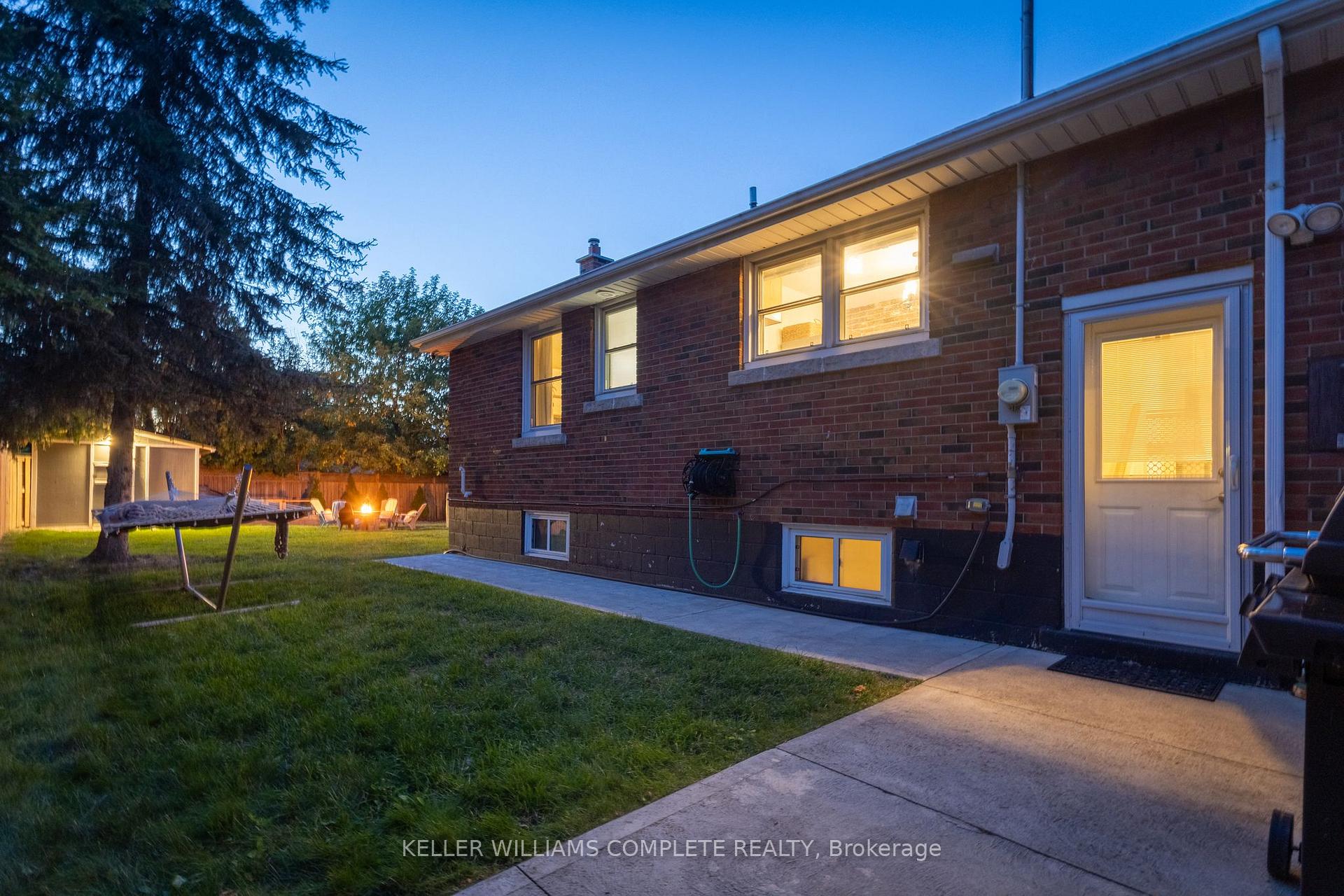 Photo 31 of 136 West 24th Street, Hamilton, Westcliffe — HOMEH