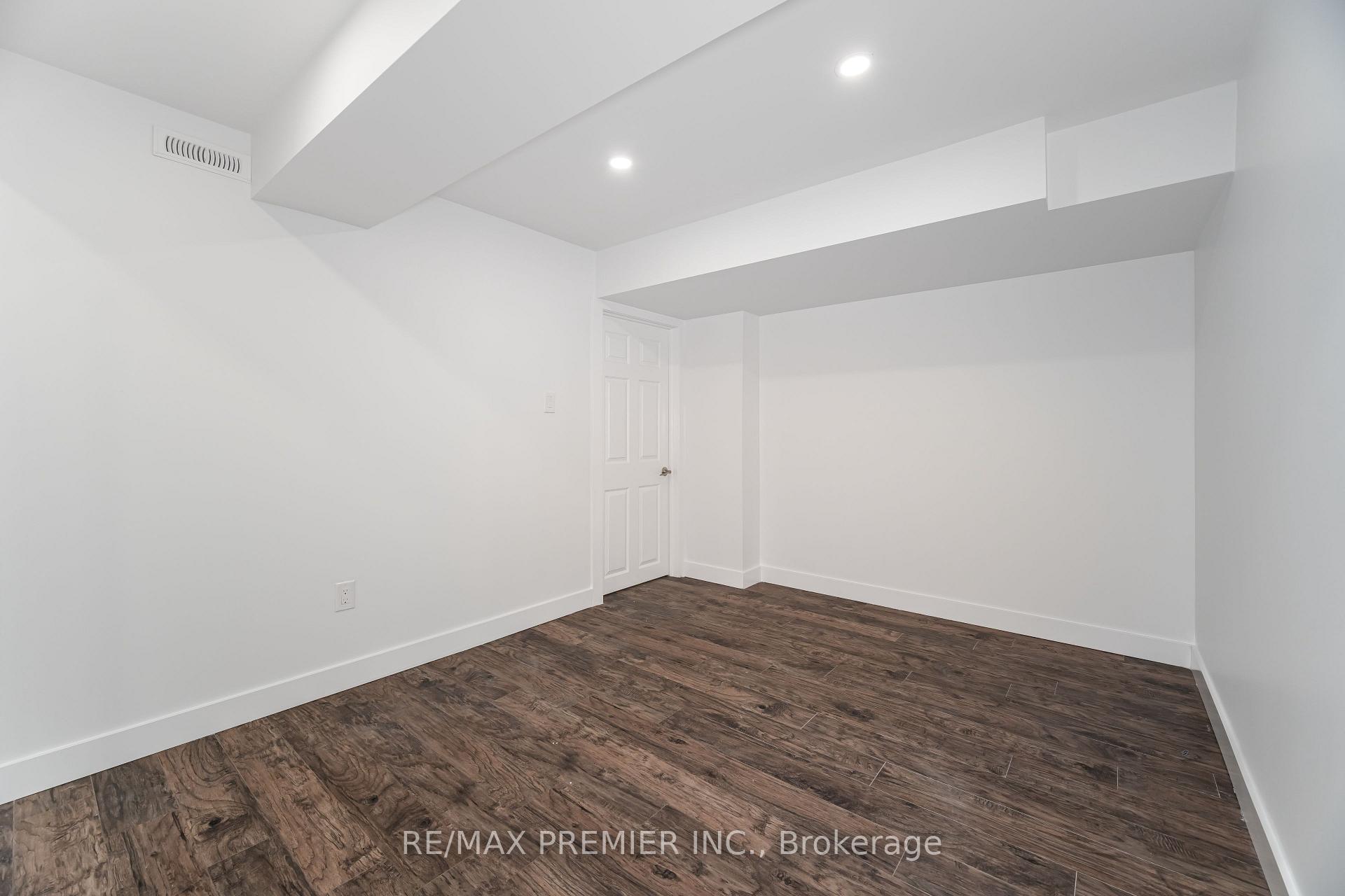 Photo 30 of 80 Heathcliffe Drive, Vaughan, Vellore Village — HOMEH