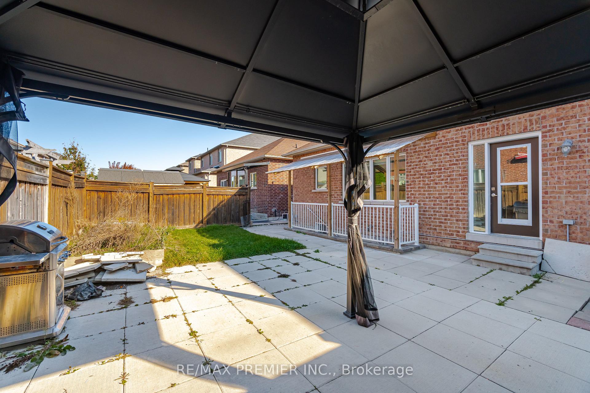 Photo 38 of 80 Heathcliffe Drive, Vaughan, Vellore Village — HOMEH