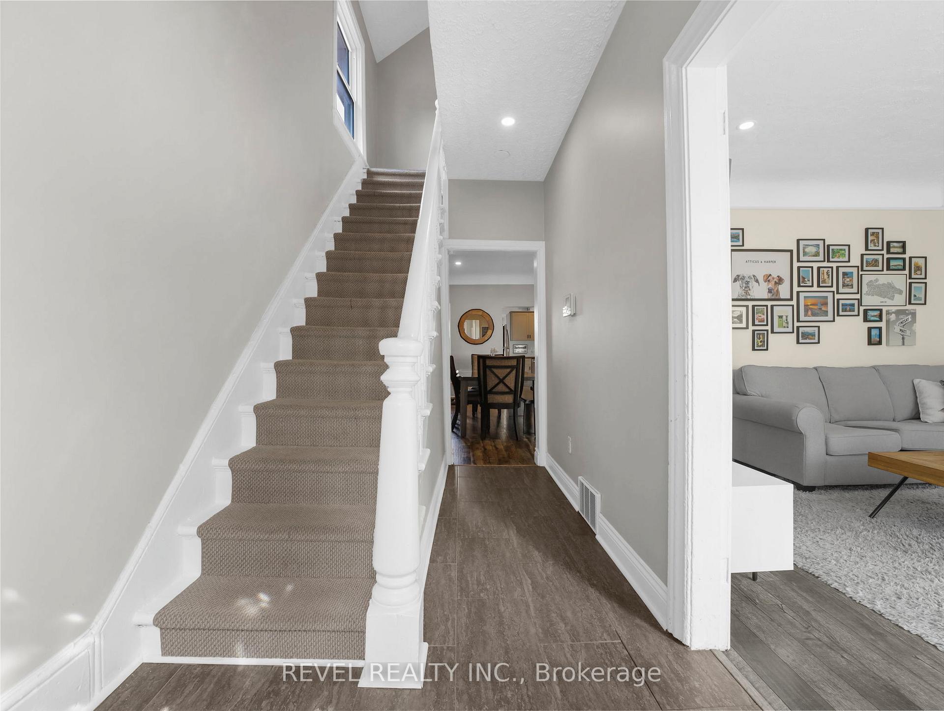 Photo 4 of 380 Macnab Street N, Hamilton, North End — HOMEH