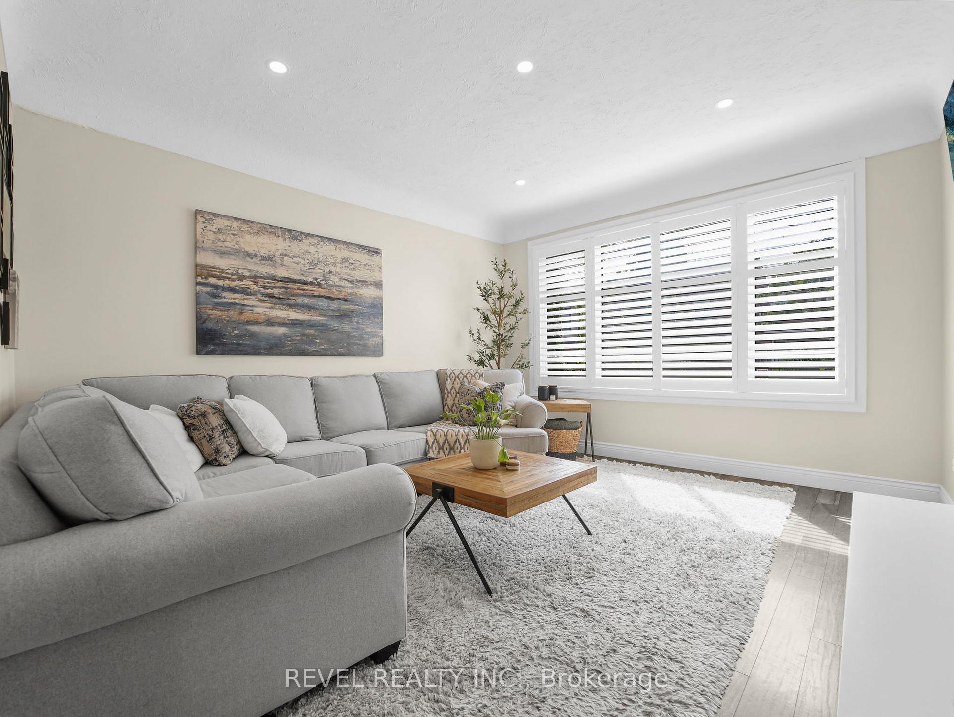 Photo 6 of 380 Macnab Street N, Hamilton, North End — HOMEH