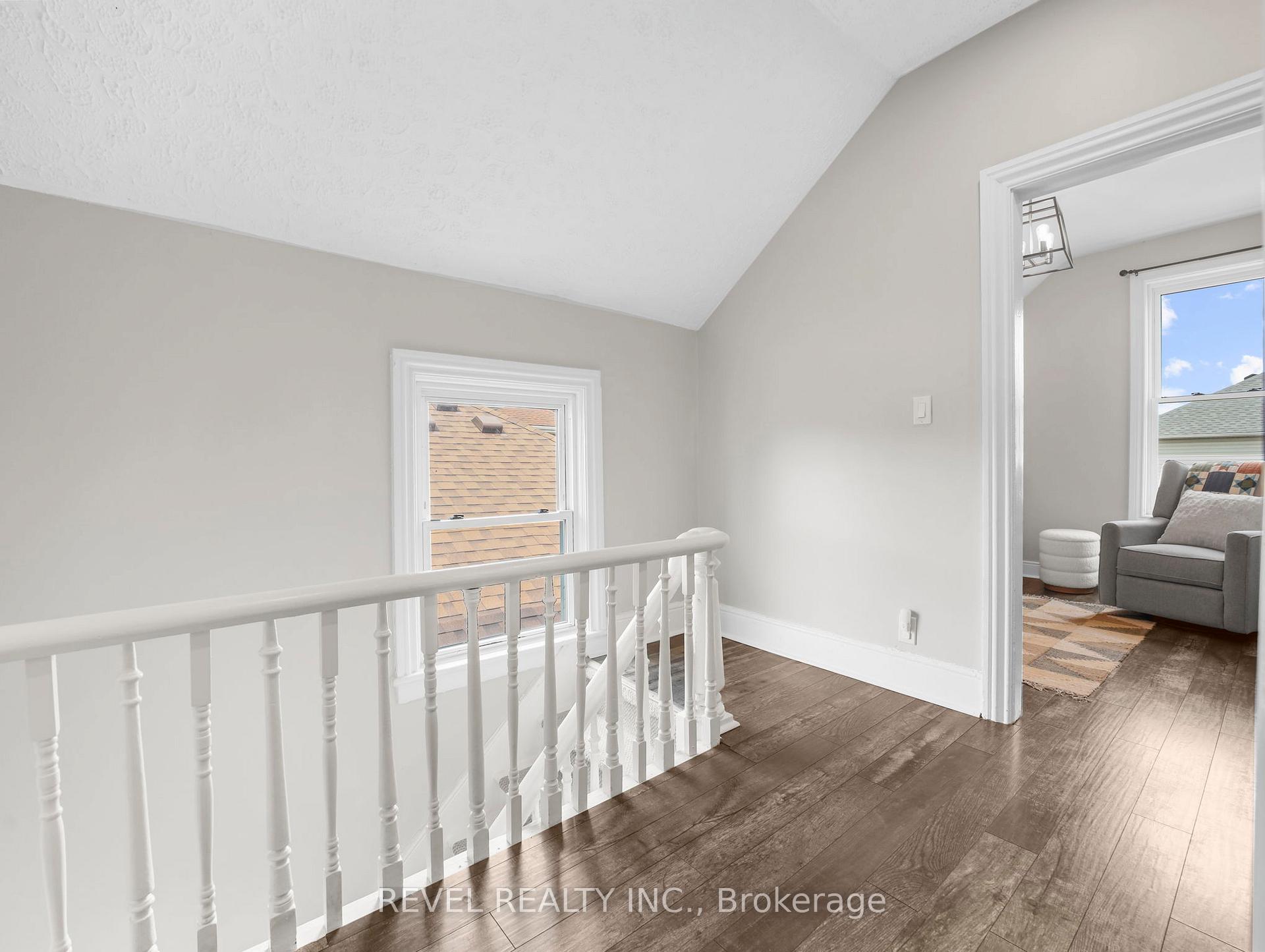 Photo 16 of 380 Macnab Street N, Hamilton, North End — HOMEH
