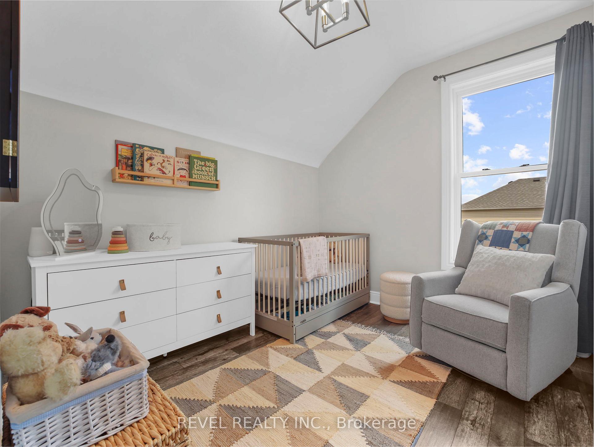Photo 24 of 380 Macnab Street N, Hamilton, North End — HOMEH