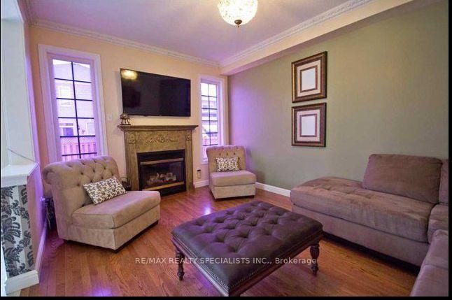 Photo 6 of Unit MAIN&2ND FLOOR, 138 Southlake Boulevard, Brampton, Madoc — HOMEH