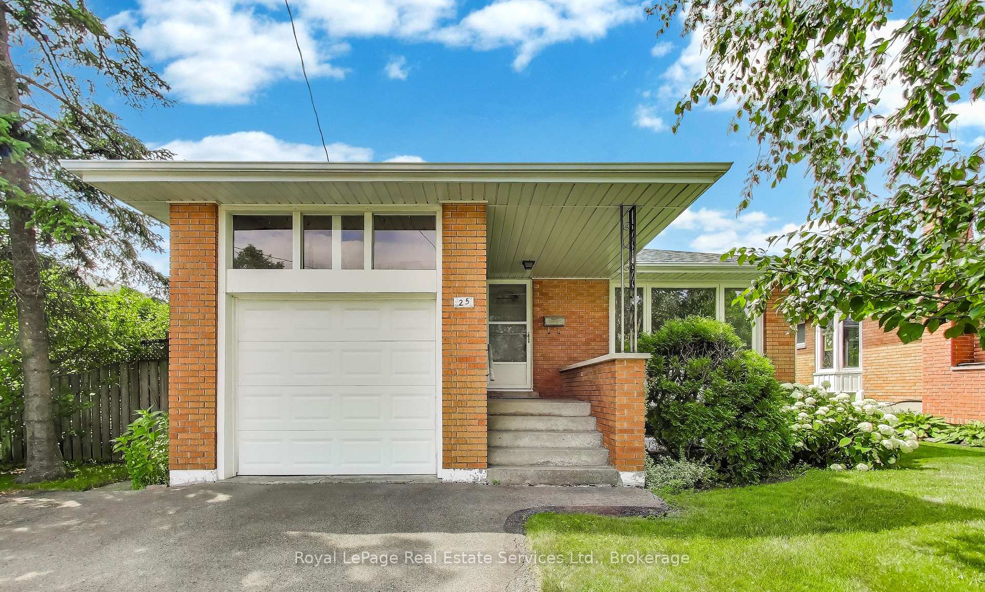 Front of 25 Sandringham Avenue