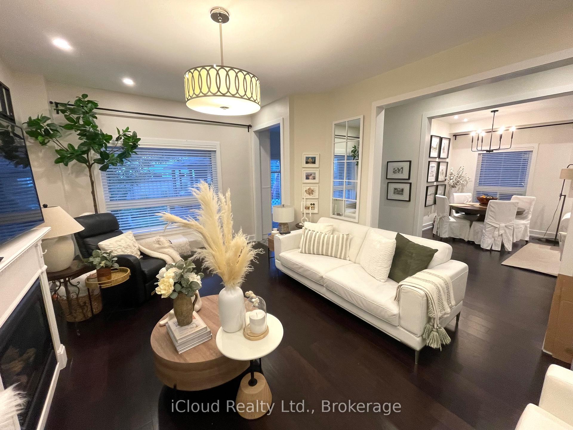 Photo 9 of 22 Fallgate Drive, Brampton, Credit Valley — HOMEH