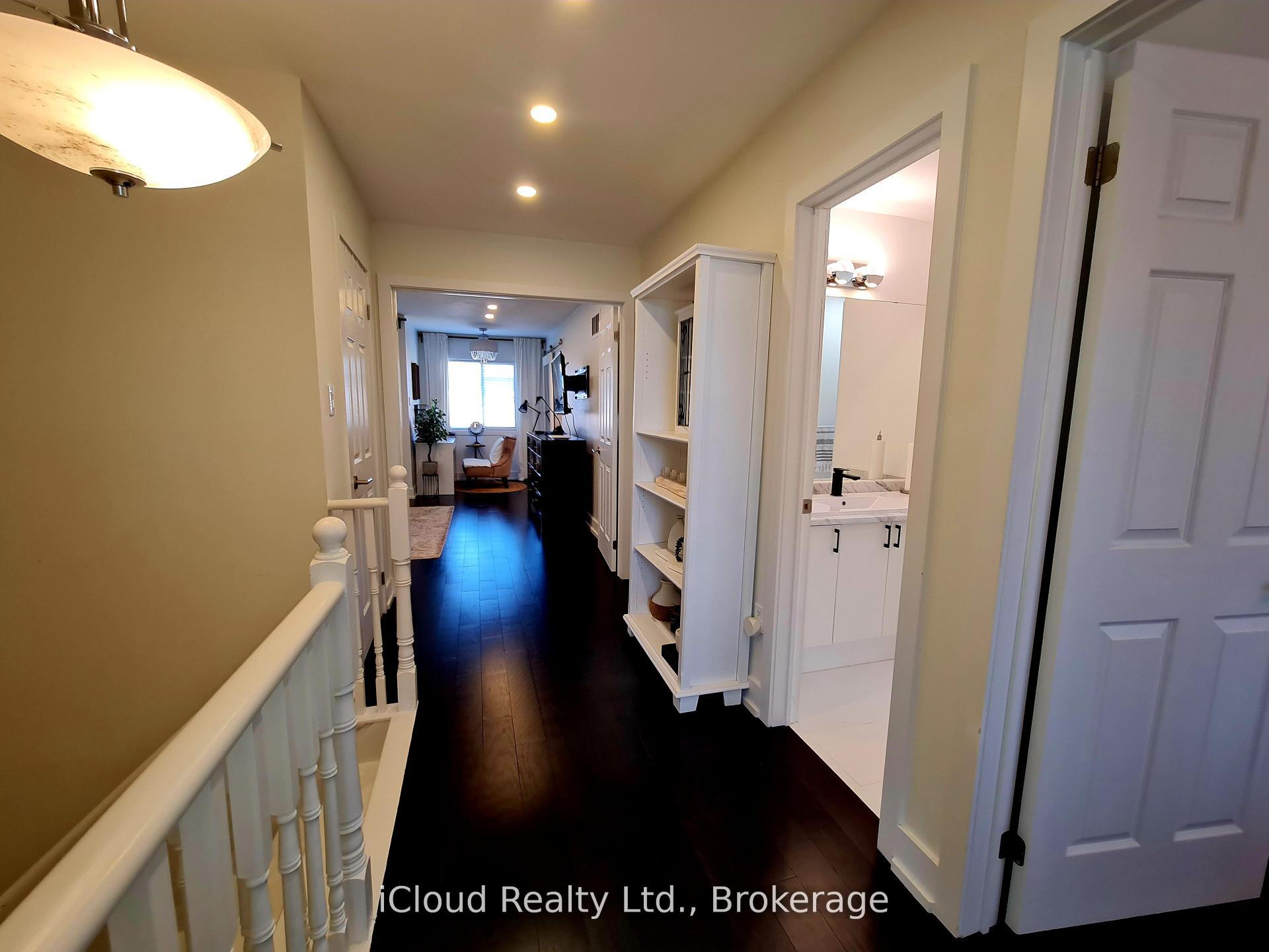 Photo 16 of 22 Fallgate Drive, Brampton, Credit Valley — HOMEH