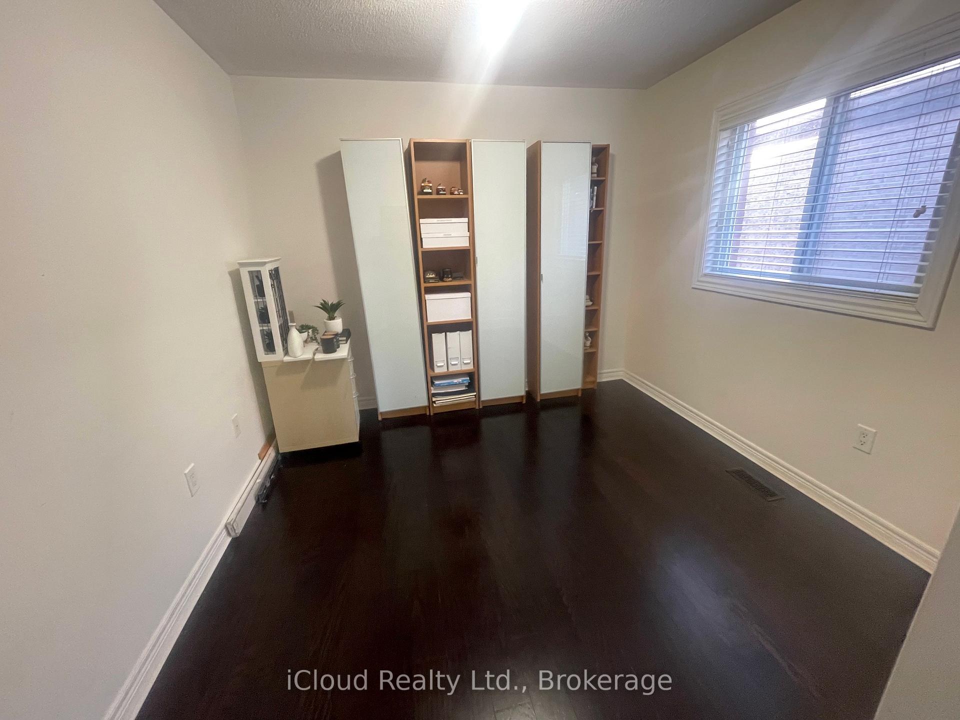 Photo 22 of 22 Fallgate Drive, Brampton, Credit Valley — HOMEH