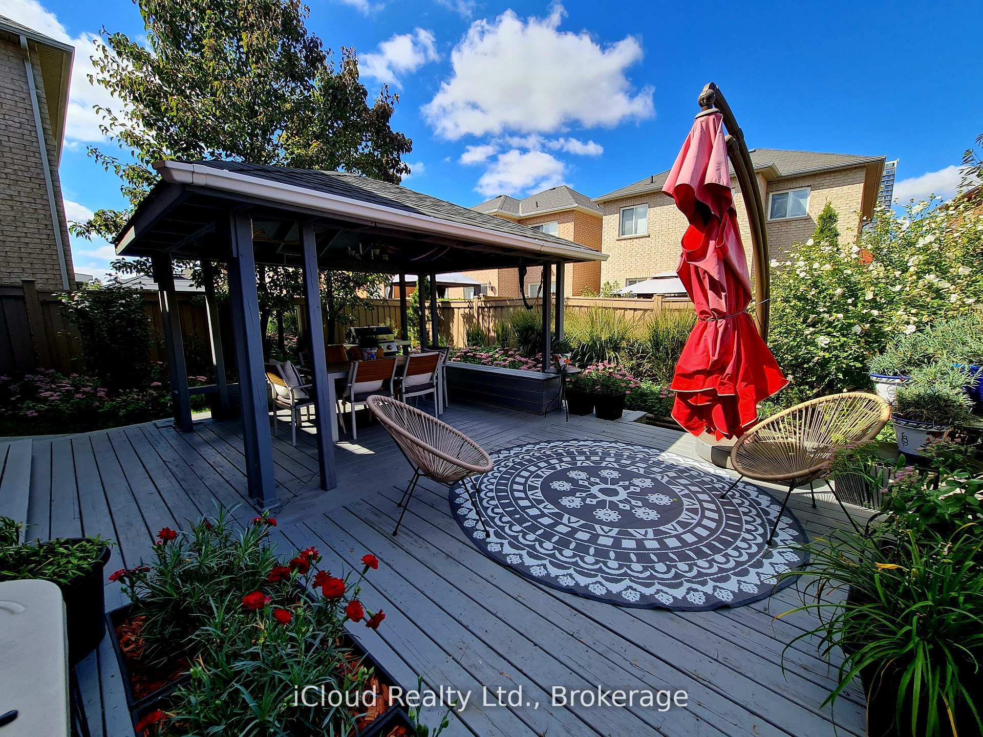 Photo 37 of 22 Fallgate Drive, Brampton, Credit Valley — HOMEH
