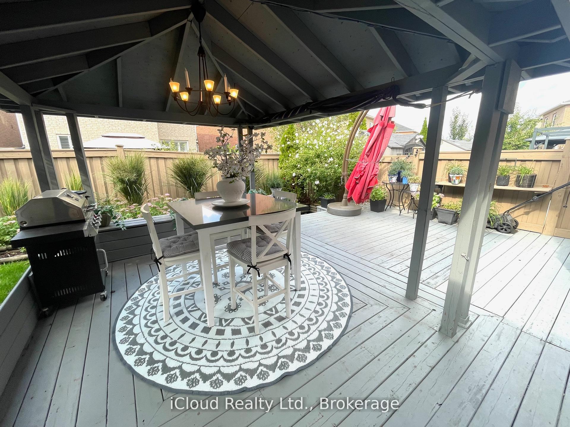 Photo 45 of 22 Fallgate Drive, Brampton, Credit Valley — HOMEH