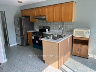 Photo 19 of 100 Lauraglen Crescent, Brampton, Fletcher's Creek South — HOMEH