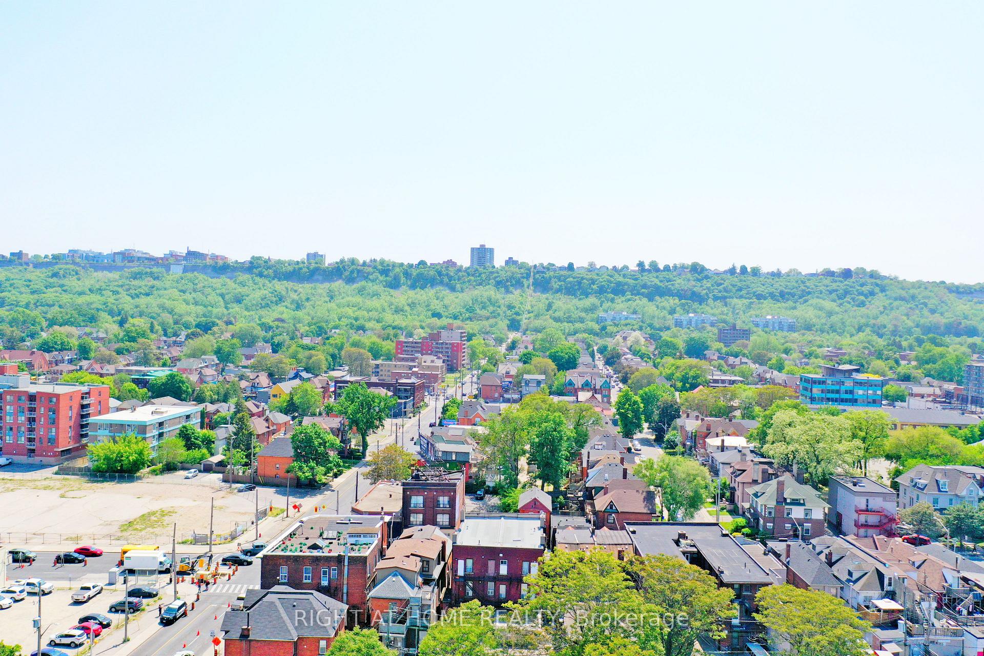 Photo 10 of 657 King Street E, Hamilton, Landsdale — HOMEH