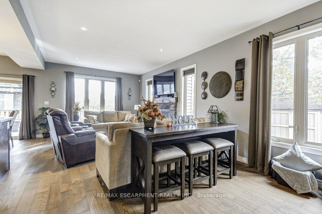 Photo 11 of 132A Scott Avenue, Brant, Paris — HOMEH