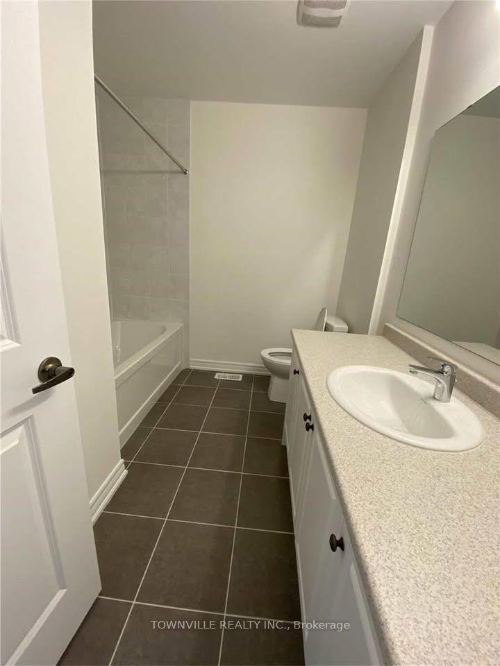 Photo 14 of 111 Palleschi Drive, Brampton, Bram East — HOMEH