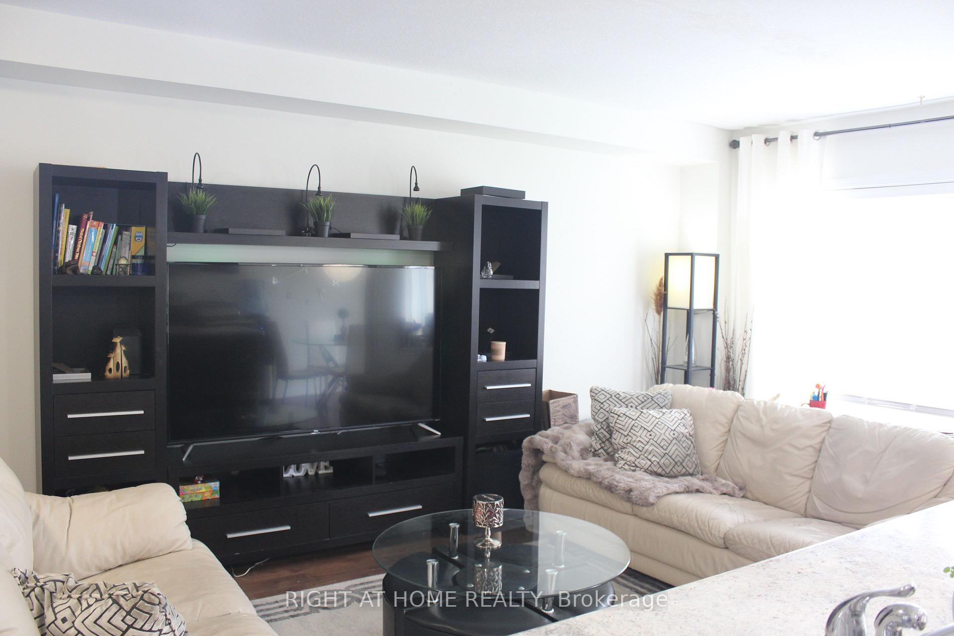 Photo 7 of 171 Whitwell Way, Hamilton, Binbrook — HOMEH