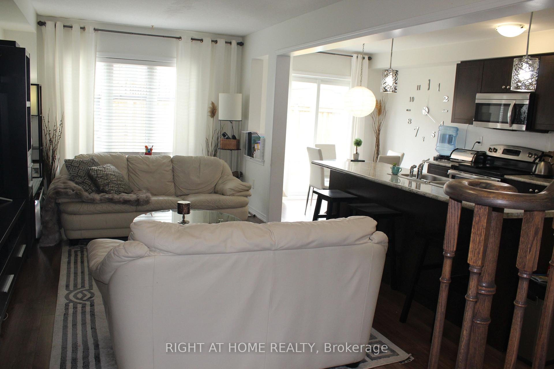 Photo 8 of 171 Whitwell Way, Hamilton, Binbrook — HOMEH
