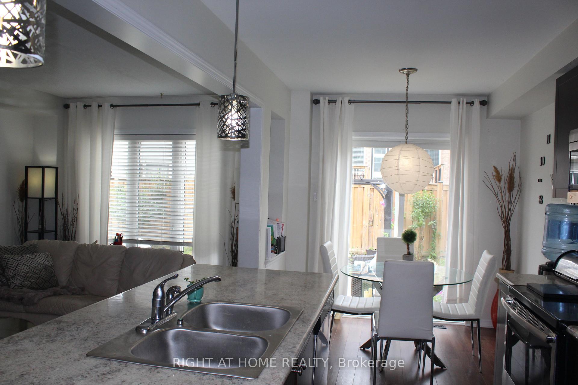 Photo 10 of 171 Whitwell Way, Hamilton, Binbrook — HOMEH
