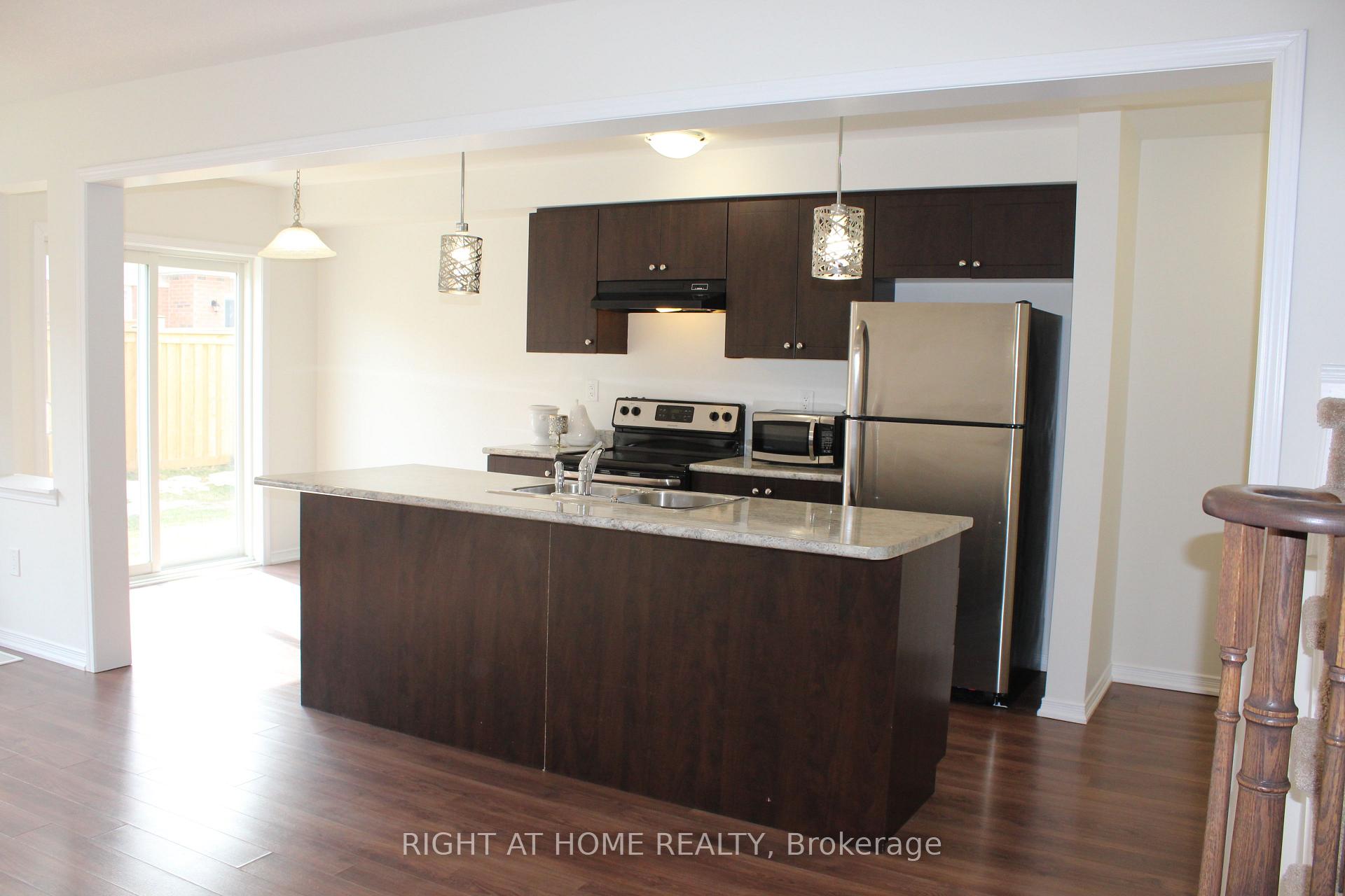 Photo 11 of 171 Whitwell Way, Hamilton, Binbrook — HOMEH