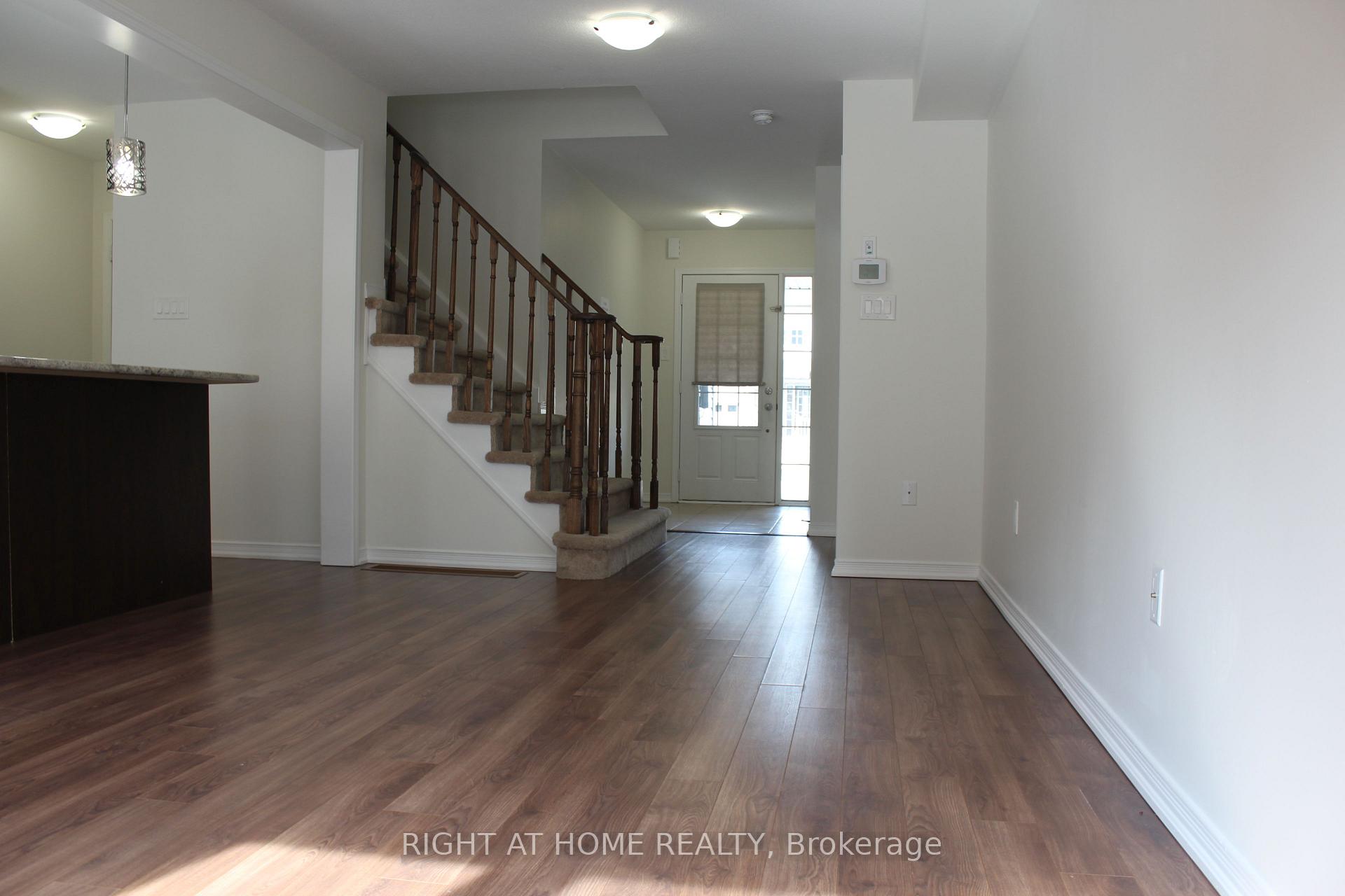 Photo 17 of 171 Whitwell Way, Hamilton, Binbrook — HOMEH