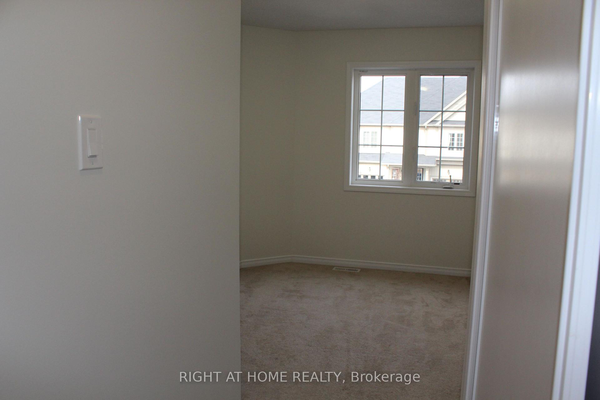 Photo 30 of 171 Whitwell Way, Hamilton, Binbrook — HOMEH