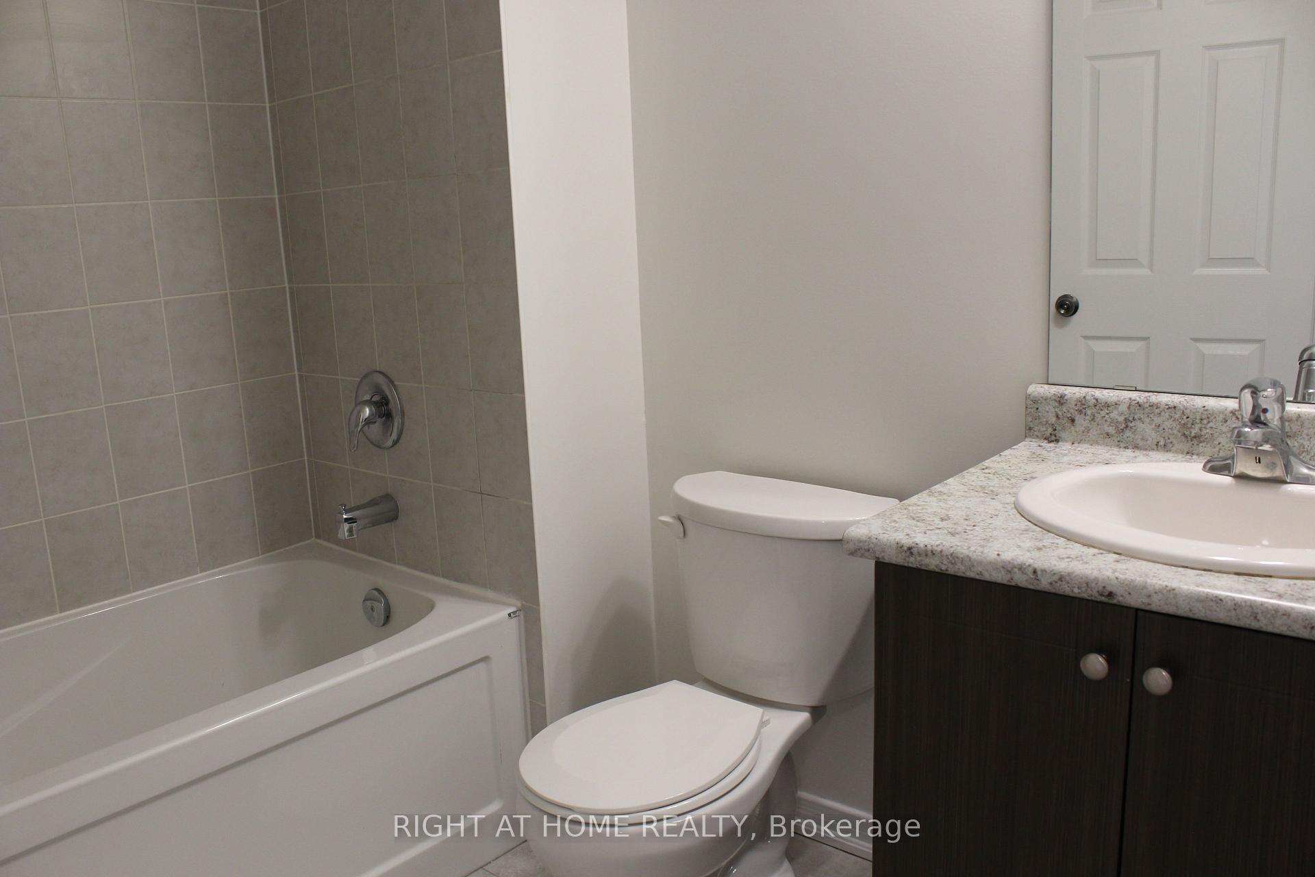 Photo 32 of 171 Whitwell Way, Hamilton, Binbrook — HOMEH