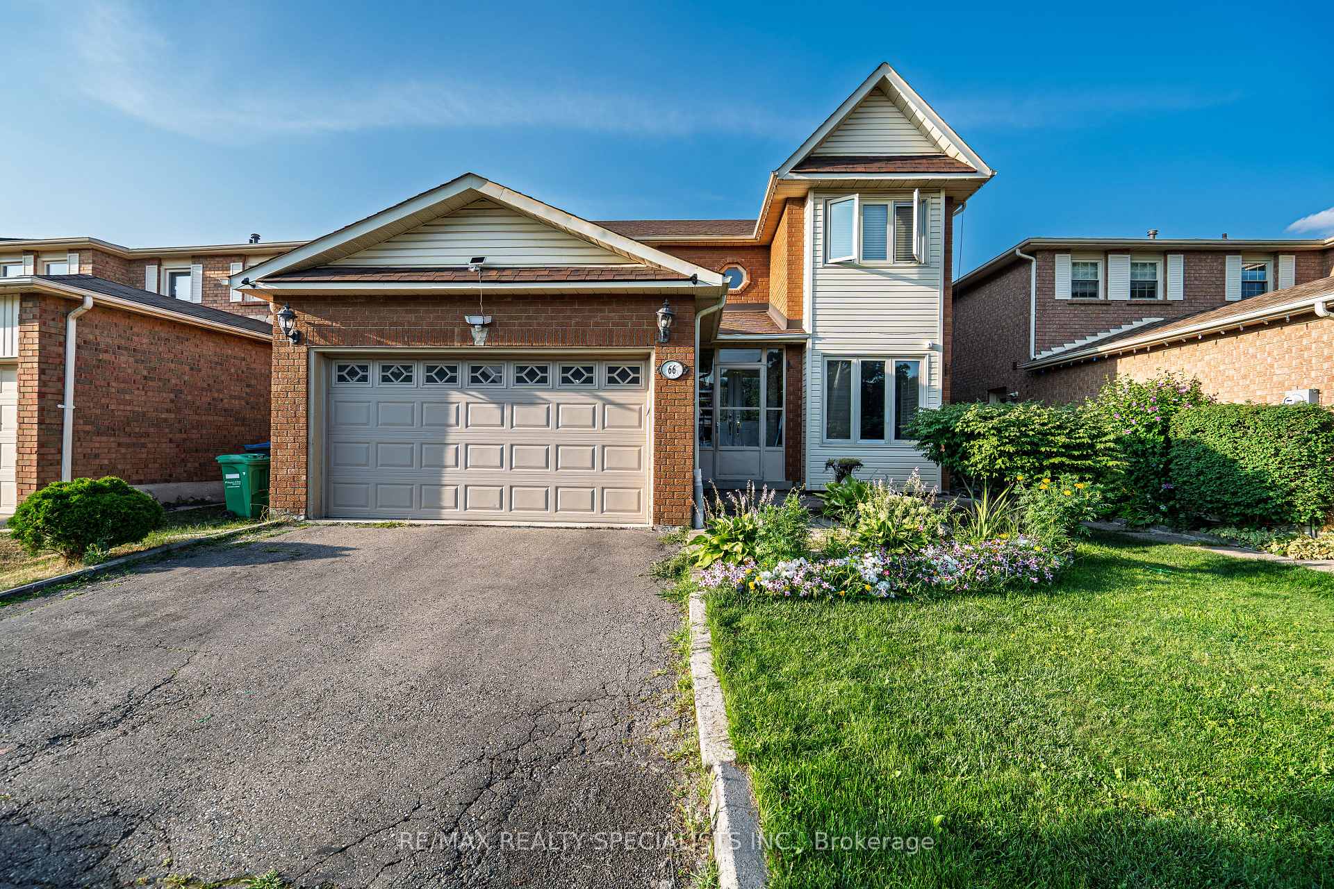 Photo 1 of 66 Stillwater Crescent, Brampton, Brampton West — HOMEH