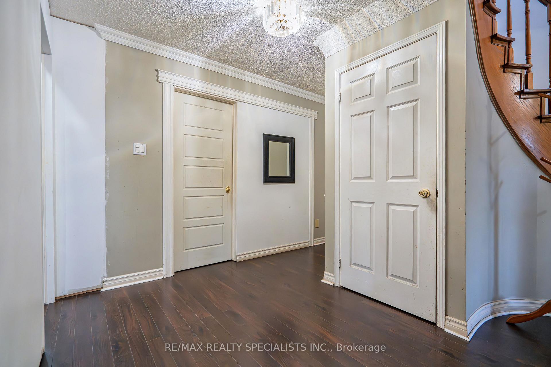 Photo 27 of 66 Stillwater Crescent, Brampton, Brampton West — HOMEH