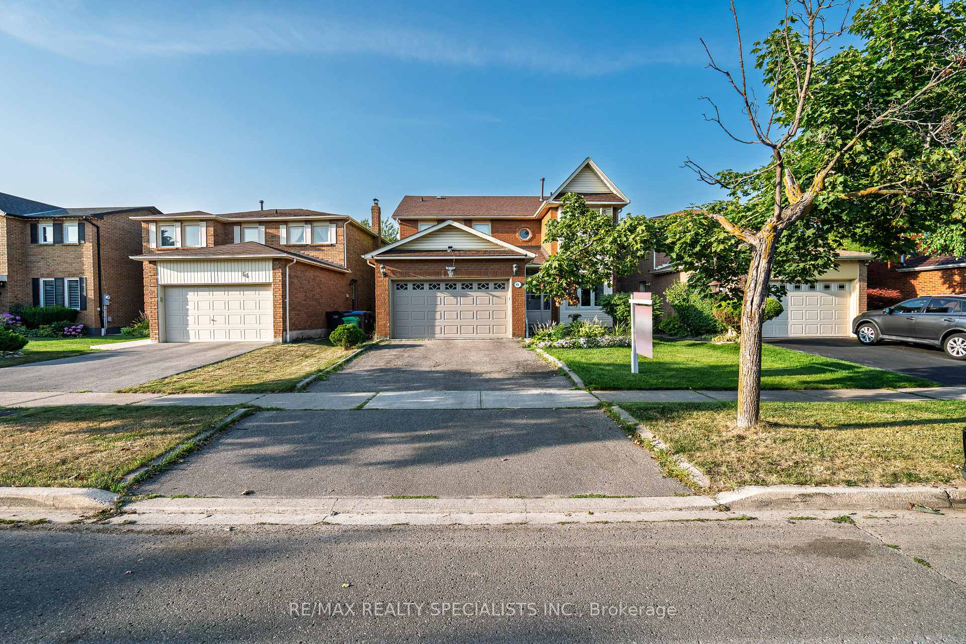 Photo 30 of 66 Stillwater Crescent, Brampton, Brampton West — HOMEH