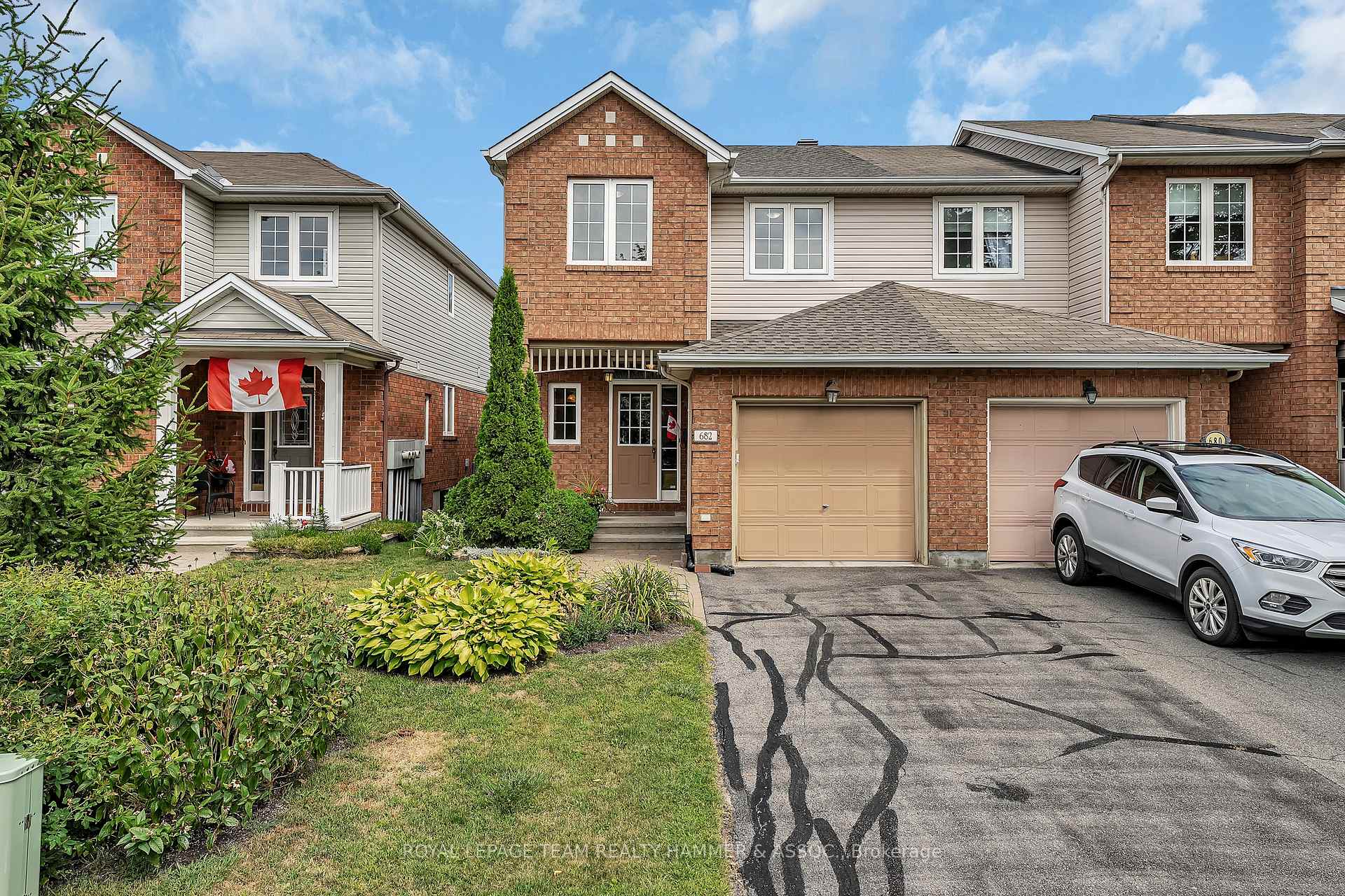Photo 1 of 682 Wild Shore Crescent, Ottawa, Riverside South/Gloucester Glen — HOMEH