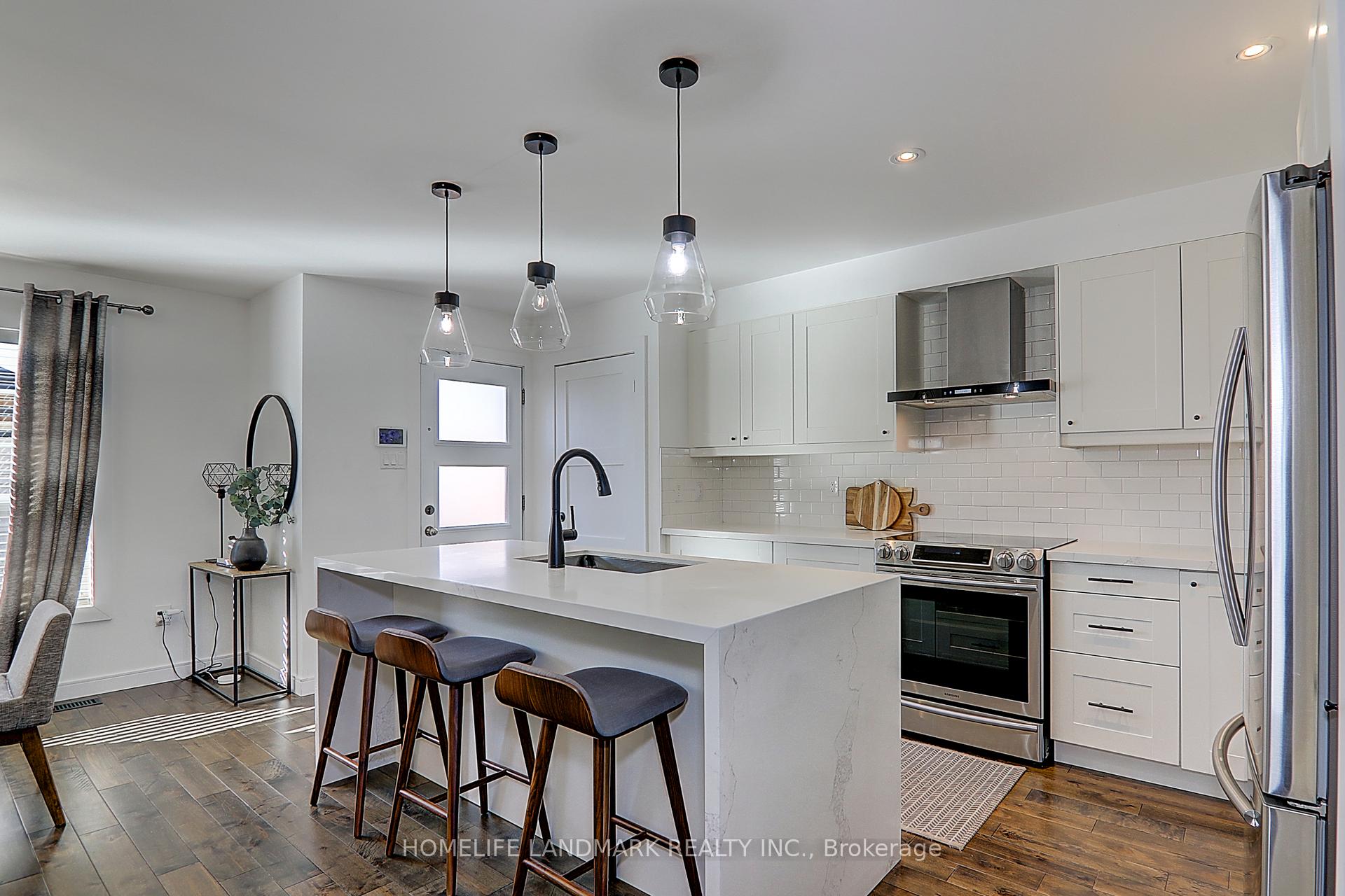 Photo 9 of 9144 Dufferin Street, Vaughan, Patterson — HOMEH