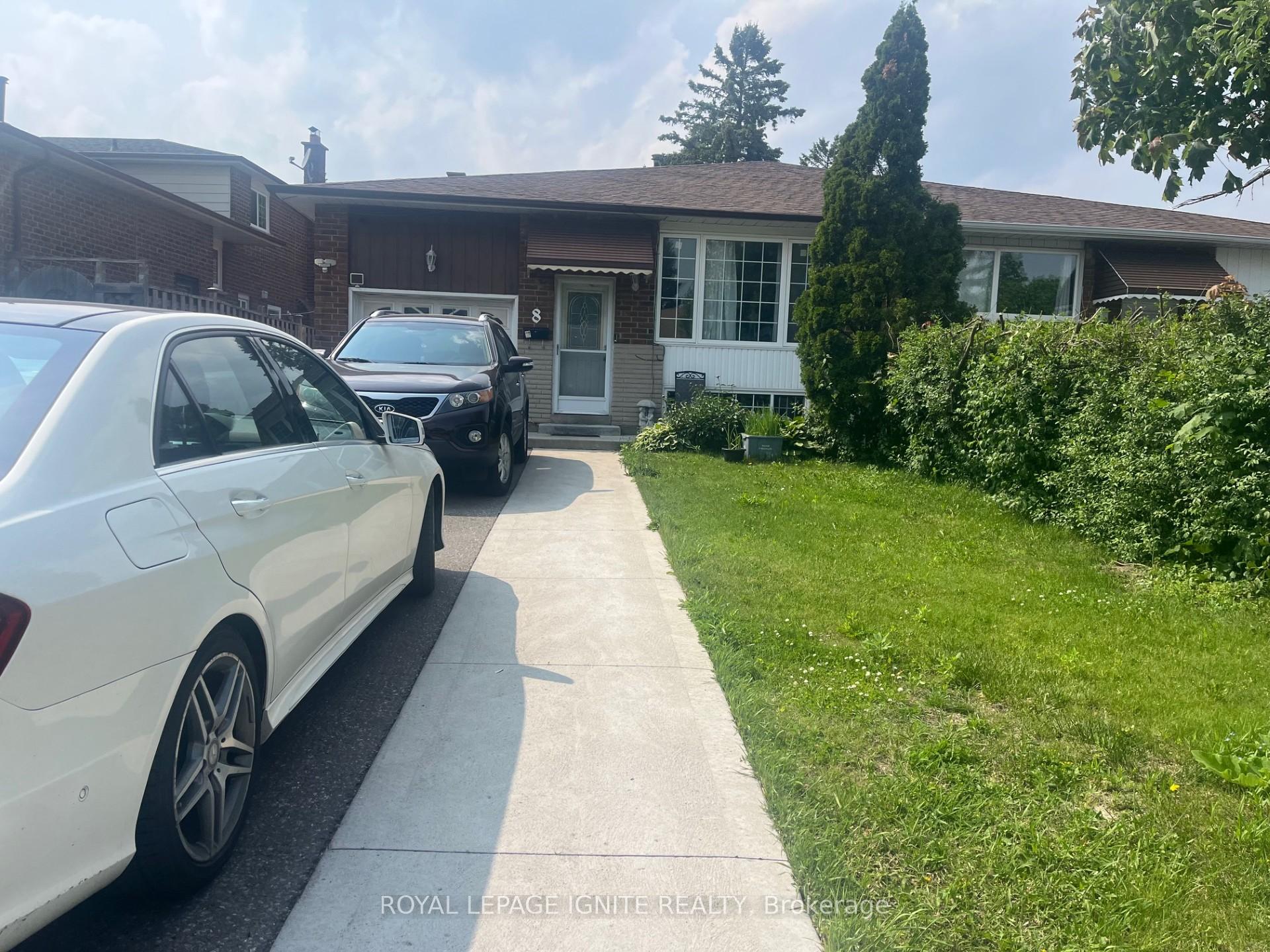 Photo 1 of Unit Upper level, 8 Madison Street, Brampton, Central Park — HOMEH