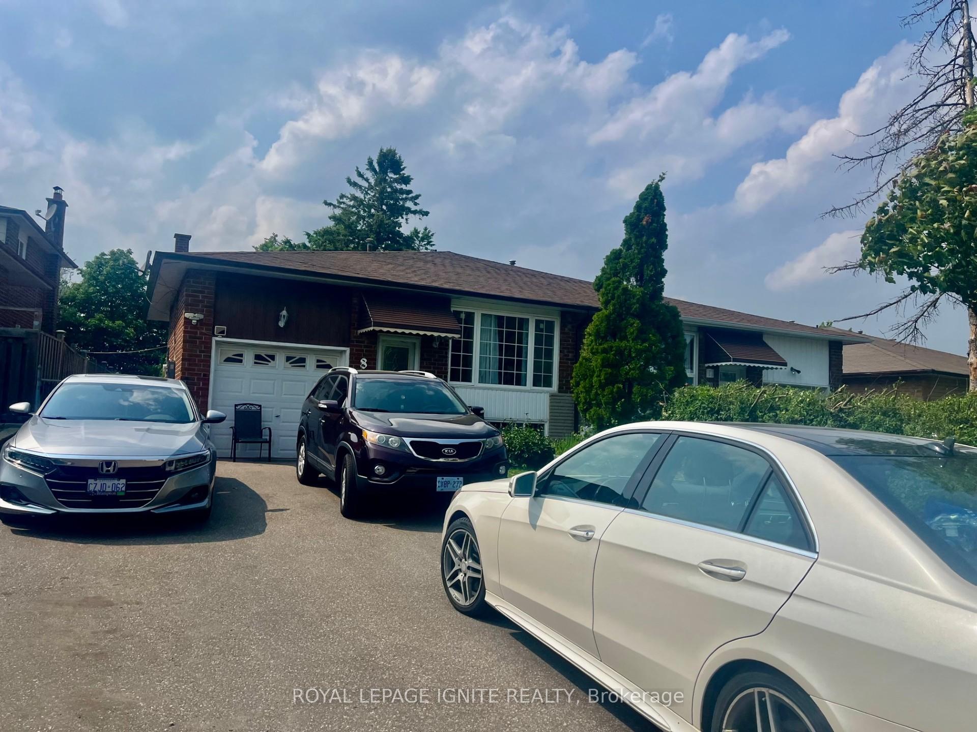 Photo 17 of Unit Upper level, 8 Madison Street, Brampton, Central Park — HOMEH