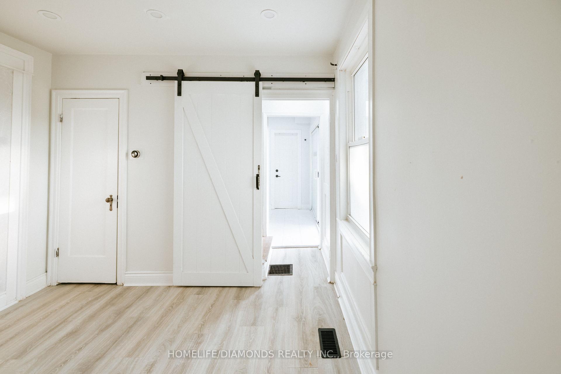 Photo 27 of 774 Garth Street, Hamilton, Buchanan — HOMEH