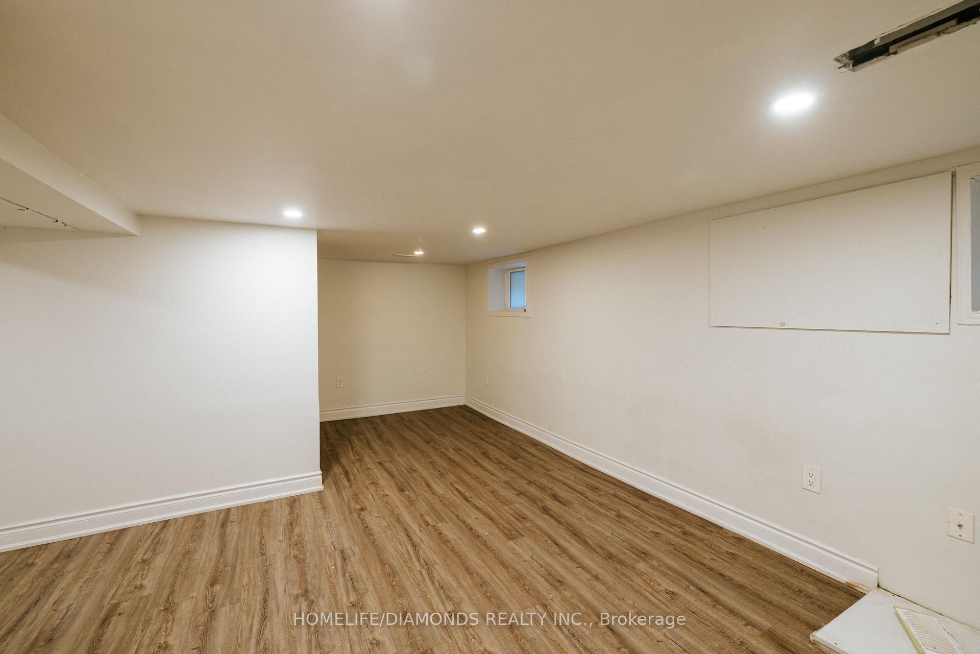Photo 31 of 774 Garth Street, Hamilton, Buchanan — HOMEH