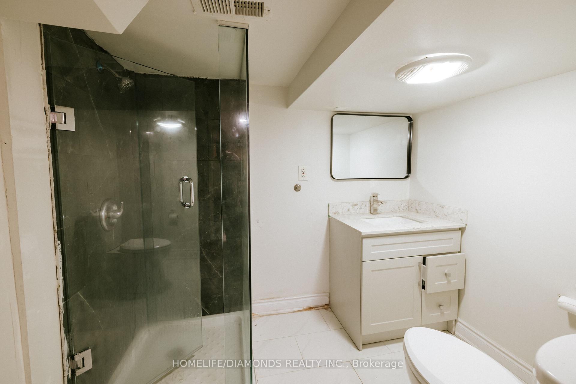 Photo 32 of 774 Garth Street, Hamilton, Buchanan — HOMEH