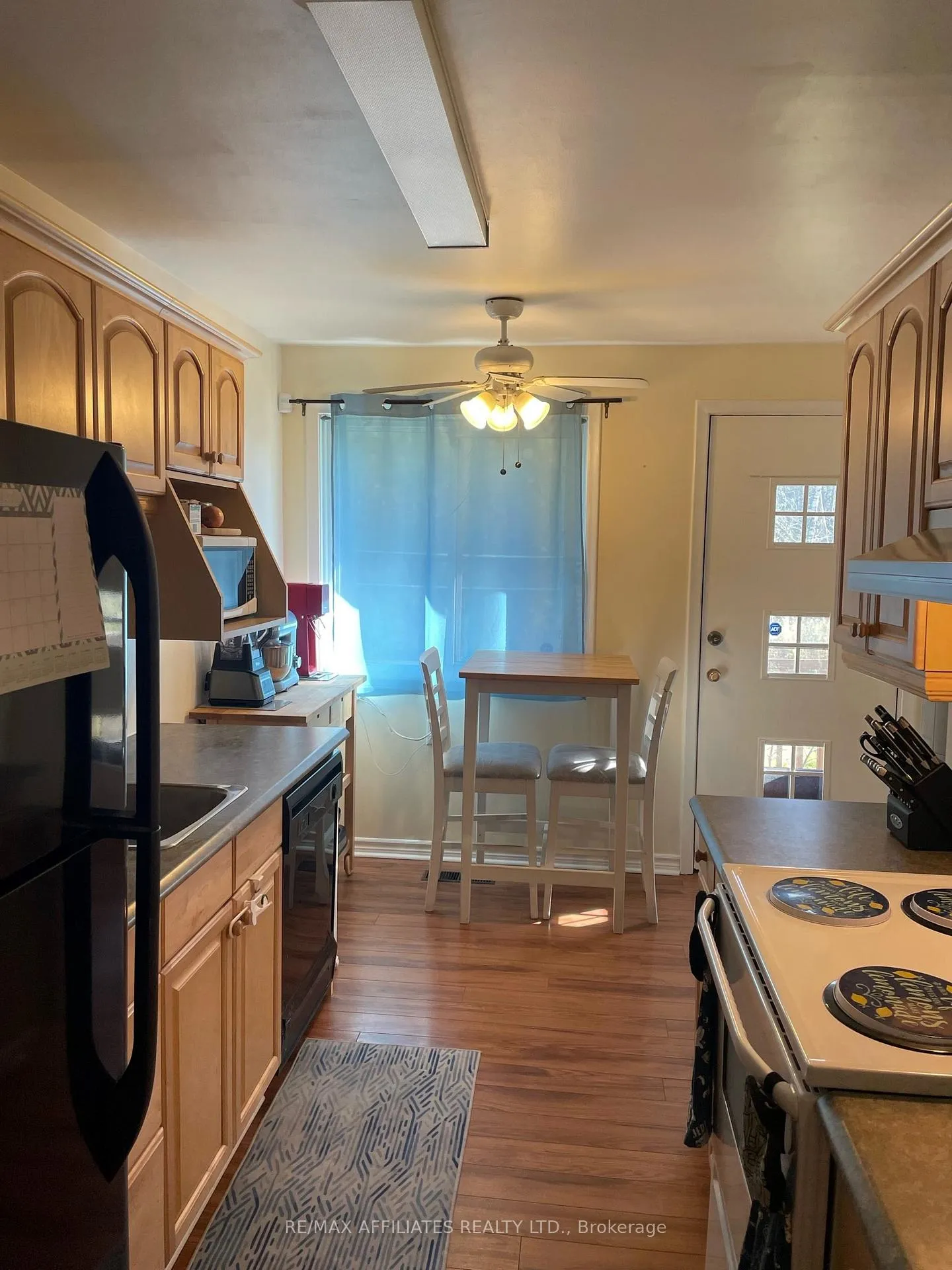Photo 3 of Unit Unit B, 4918 Leitrim Road, Ottawa, Carlsbad Springs — HOMEH