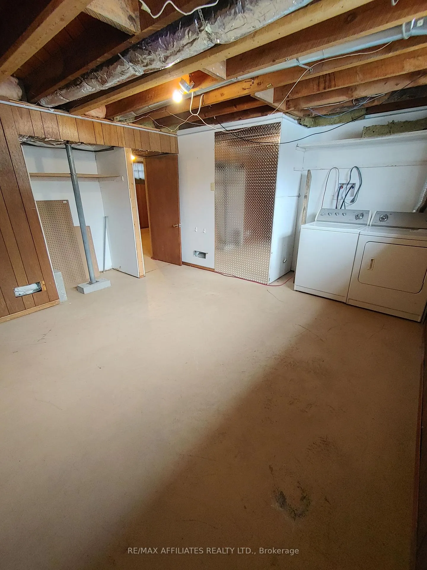 Photo 10 of Unit Unit B, 4918 Leitrim Road, Ottawa, Carlsbad Springs — HOMEH