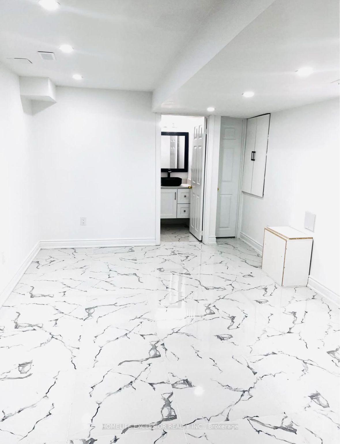 Photo 2 of Unit Basement, 24 Dunvegan Crescent, Brampton, Fletcher's Meadow — HOMEH
