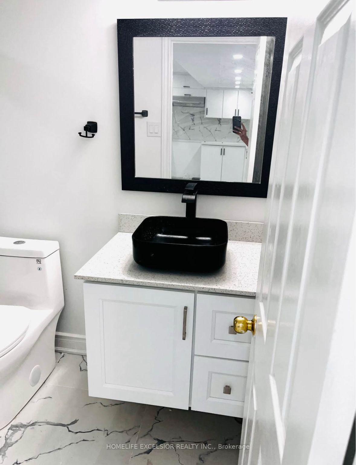 Photo 5 of Unit Basement, 24 Dunvegan Crescent, Brampton, Fletcher's Meadow — HOMEH