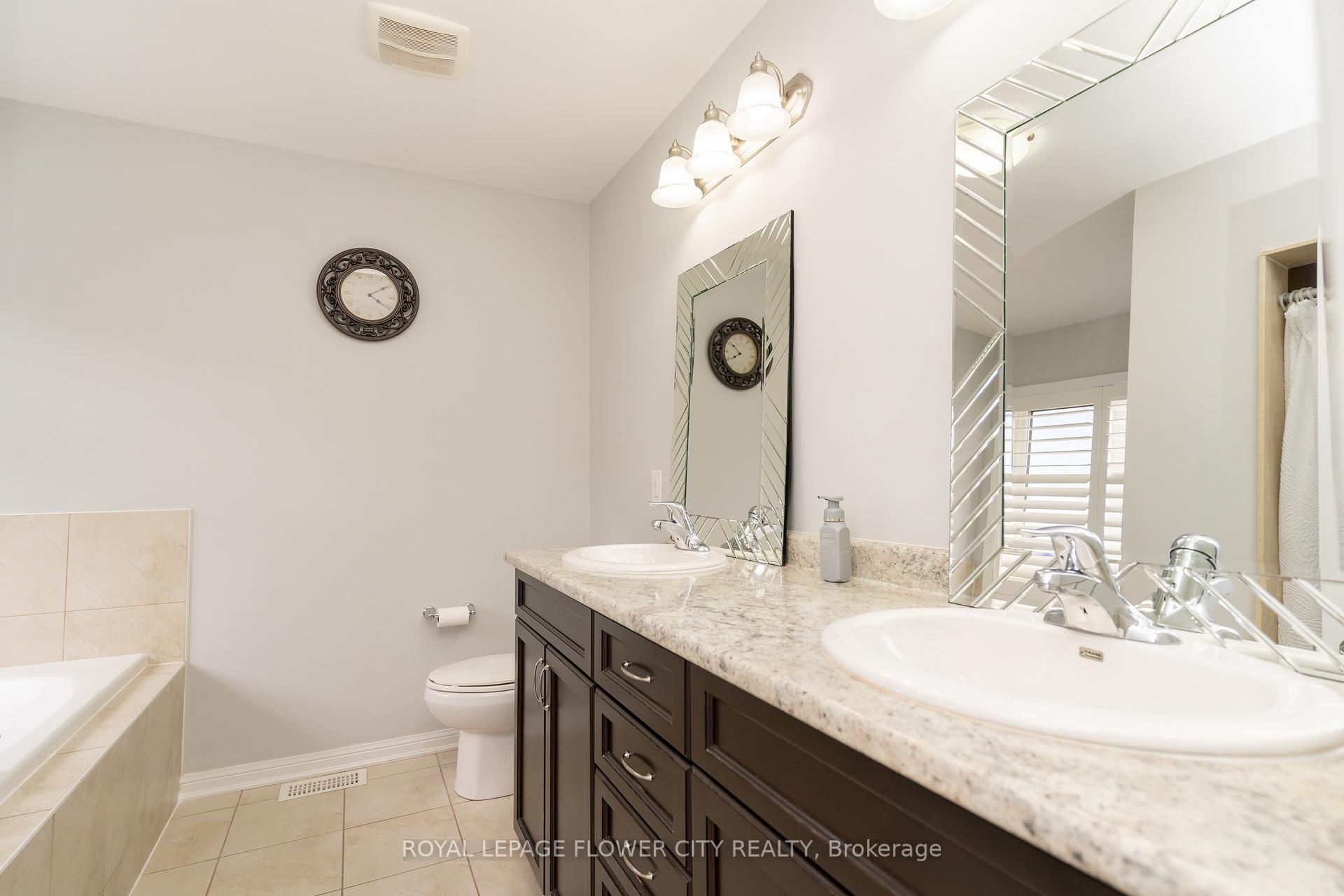 Photo 15 of 115 Vanhorne Close, Brampton, Northwest Brampton — HOMEH
