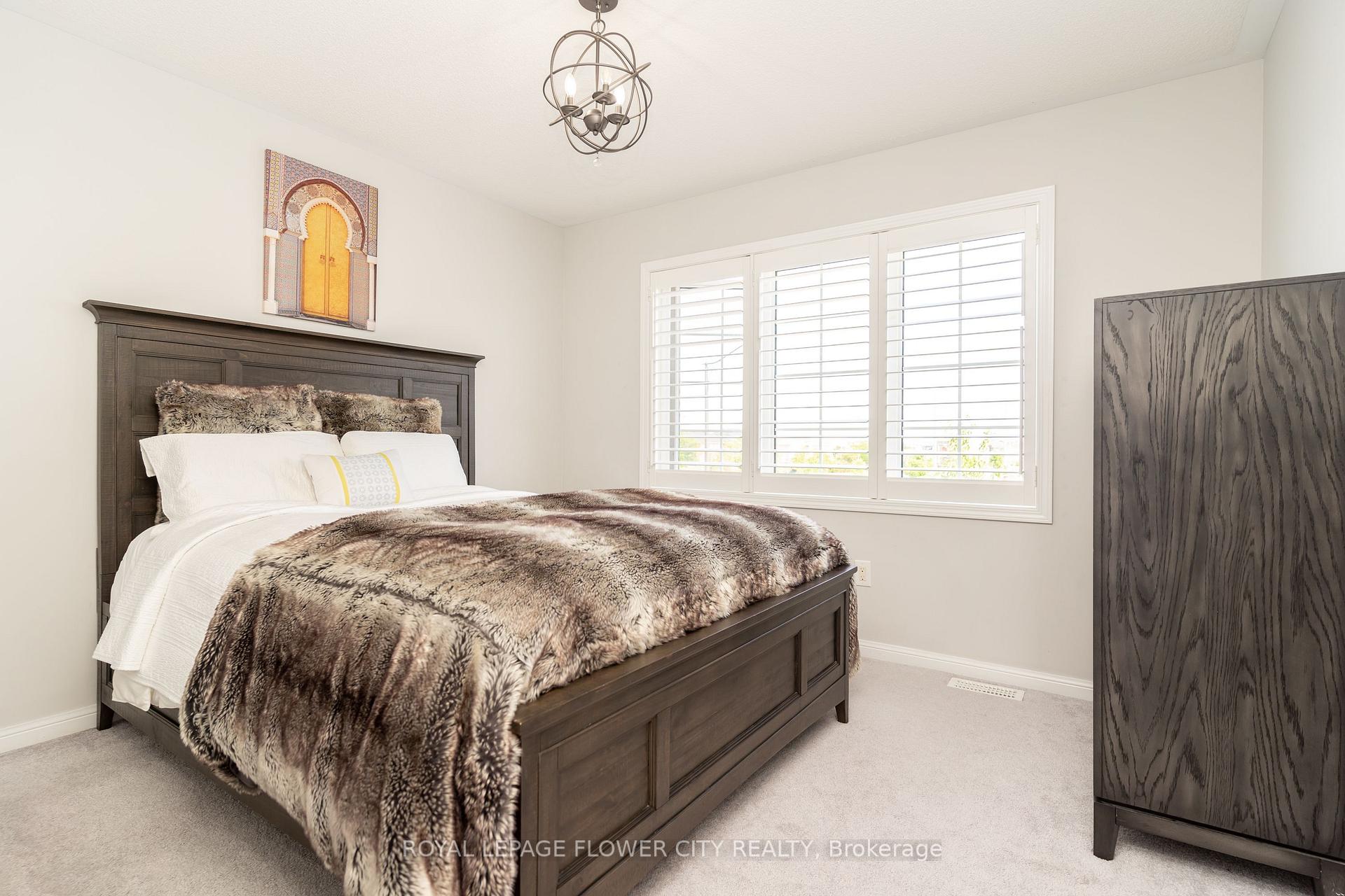 Photo 21 of 115 Vanhorne Close, Brampton, Northwest Brampton — HOMEH