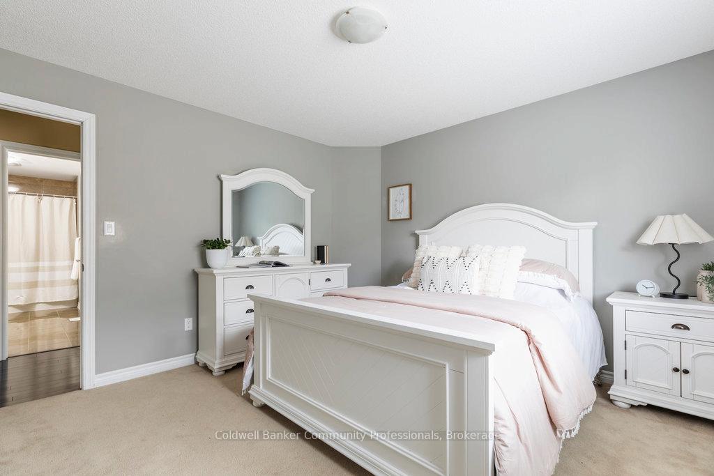 Photo 28 of 238 Fair Street, Hamilton, Meadowlands — HOMEH