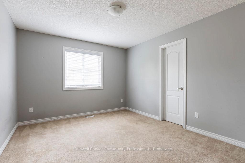 Photo 33 of 238 Fair Street, Hamilton, Meadowlands — HOMEH