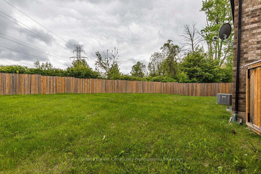 Photo 42 of 238 Fair Street, Hamilton, Meadowlands — HOMEH