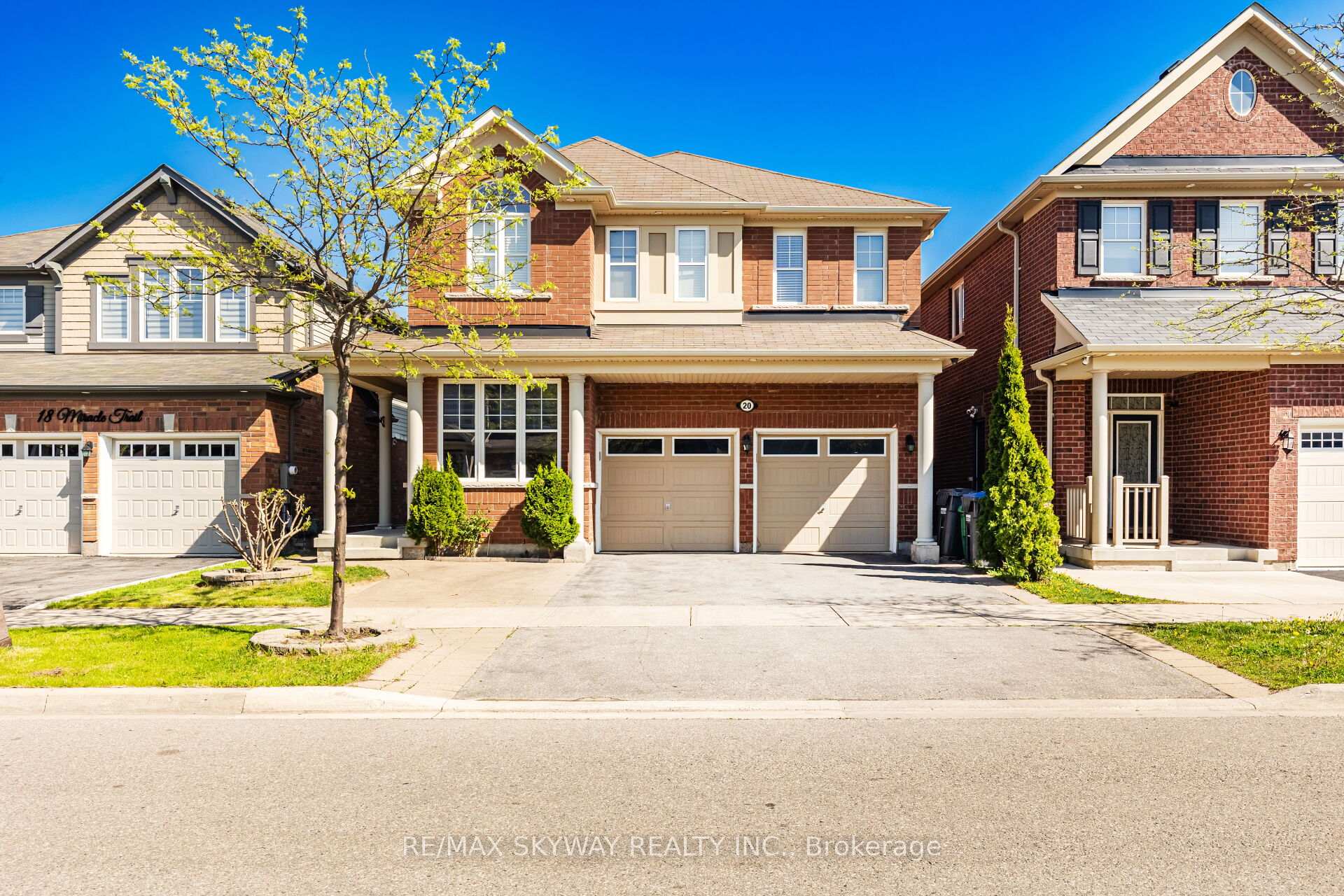 Photo 1 of 20 Miracle Trail, Brampton, Northwest Brampton — HOMEH
