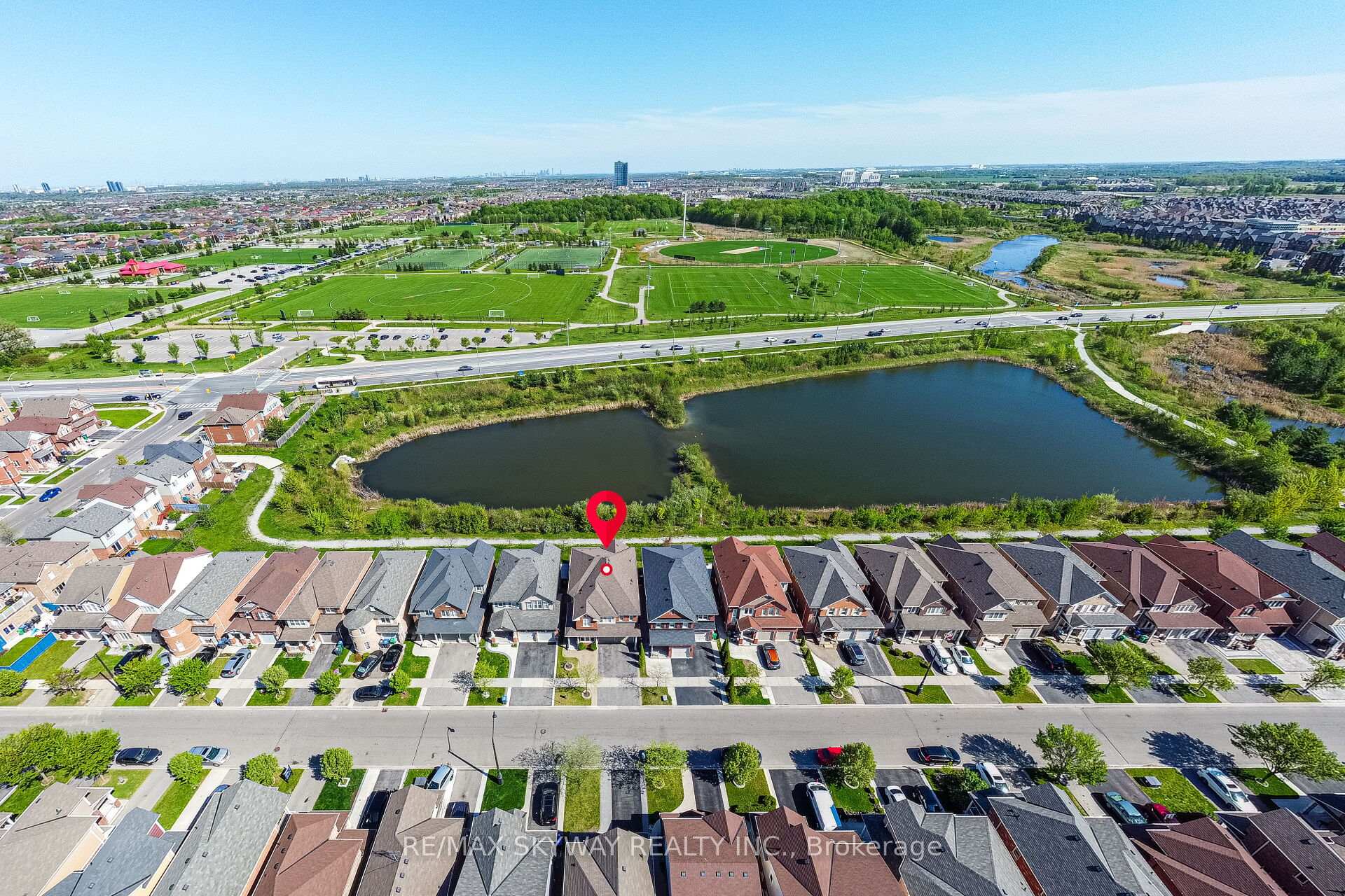 Photo 44 of 20 Miracle Trail, Brampton, Northwest Brampton — HOMEH