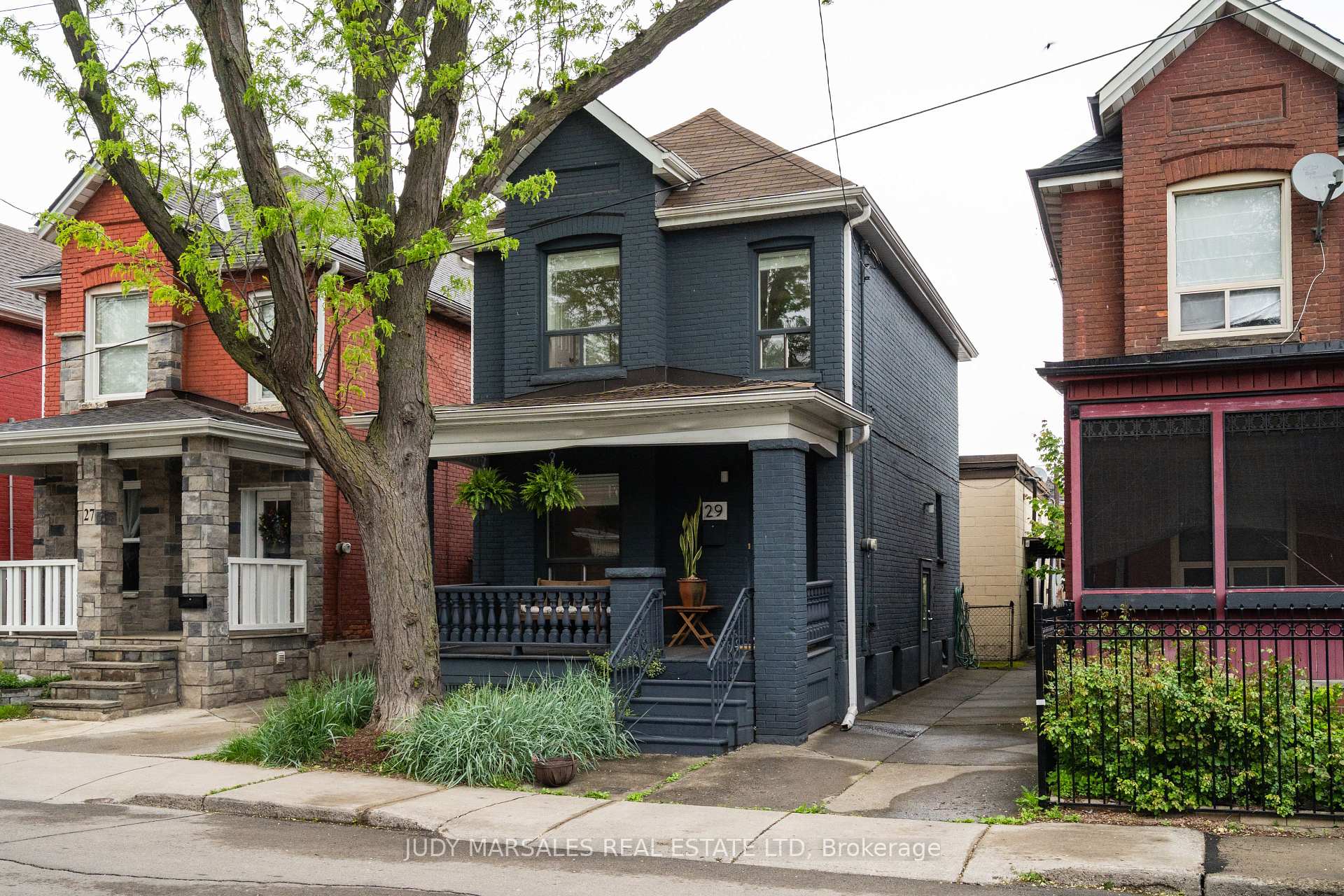 Front of 29 Case Street